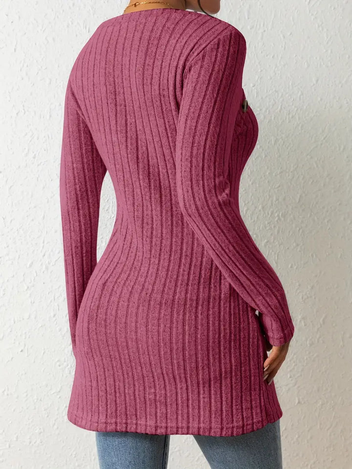Elina – Den Sofistikerede Sweater med Knapdetaljer