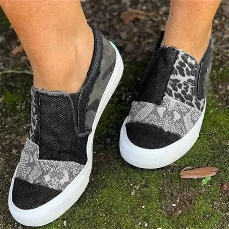 Nynne – Ergonomisk Slip-on med Moderne Patchwork