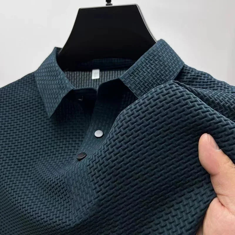 Lukas – Den Moderne Polo med Struktur